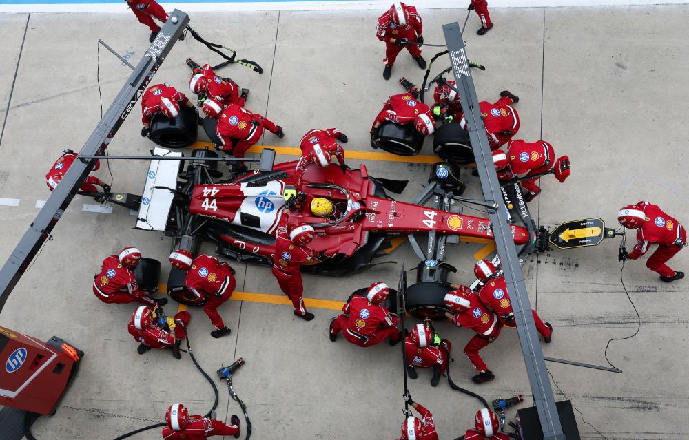 他的投篮动 他的投篮动